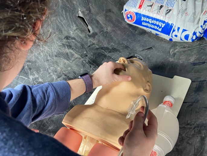 Preparing for intubation