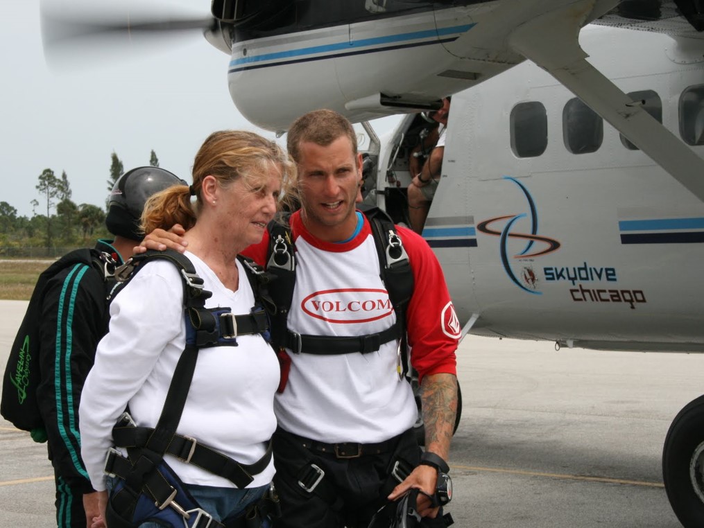 Farnham and his mother the day of his fateful jump (Photos: Courtesy Tyler Farnham) 