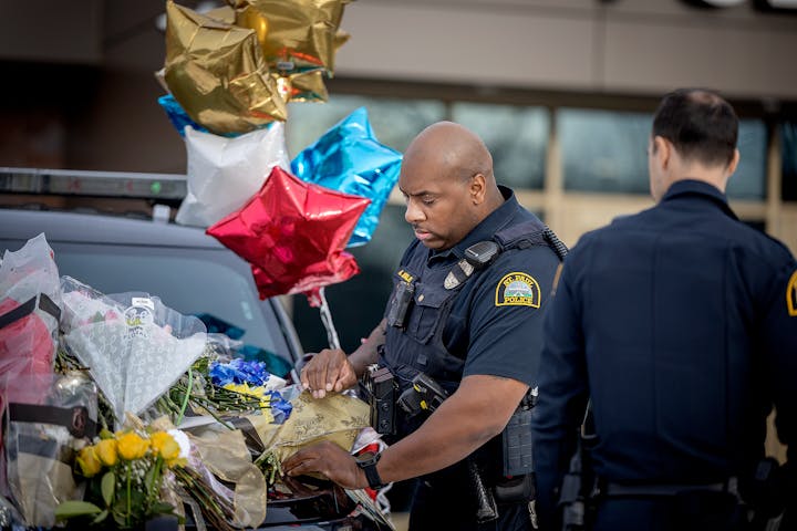 Elizabeth Flores, Star Tribune 