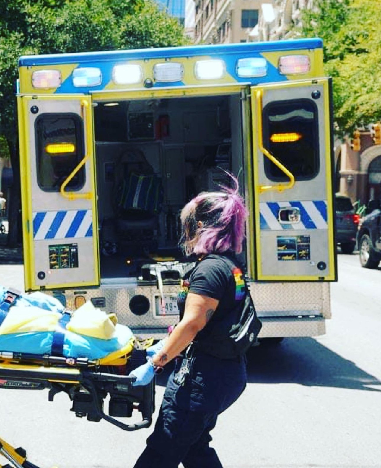 EMT Claudia Cadena on the job. (Photos: Larry Beresford)