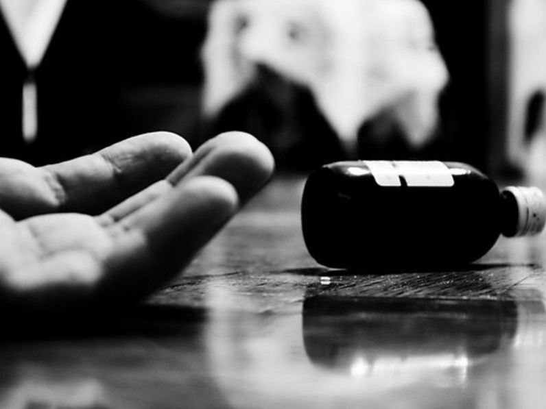 Have you been tasked with developing a mobile crisis team to respond to mental and behavioral health emergencies? Are you concerned about what the needs and expectations are? Here is a basic guide. (Photo: Manos Bourdakis/Wikimedia Commons) 