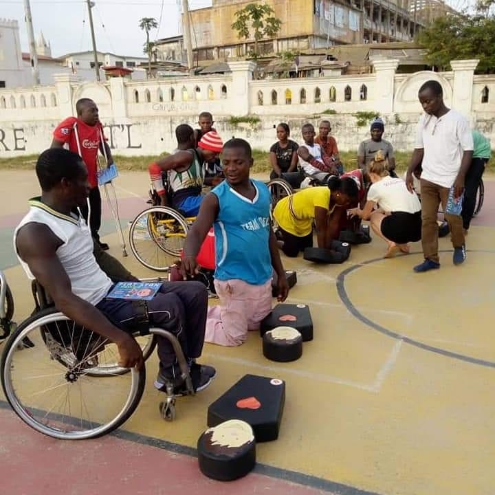 Students learn CPR in Ghana