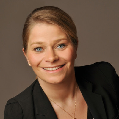 Katrin Headshot