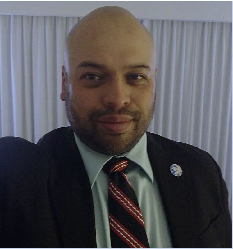 Cristian cuenta con más de 25 años de experiencia en los Servicios Médicos de Emergencia, se desempeñó como voluntario en la Cruz Roja Mexicana en la ciudad de México y en el Heroico Cuerpo de Bomberos de la ciudad de Toluca, actualmente es paramédico y rescatista para el servicio de urgencias del Estado de México (SUEM) y paramédico de vuelo. Es autor del libro "Guía de referencia del paramédico" por la editorial Trillas, es conferencista internacional, coordinador de revisión de exámenes para el Registro Internacional de Paramédicos (IPR por sus siglas en inglés) y editor asociado de EMS WORLD, instructor del programa PHTLS de la NAEMT.