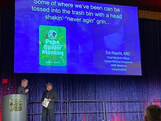 Gathering of Eagles speaker Ed Racht, MD (left), is introduced by course coordinator Paul Pepe, MD. (Photos: AJ Heightman) 