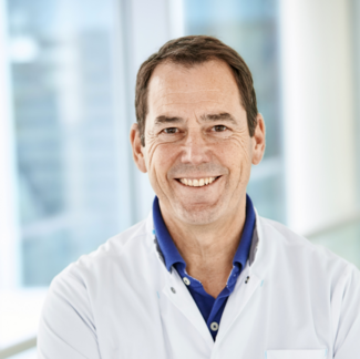 Dr. Marc van Sambeek
