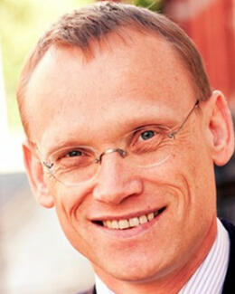 Dr Christoph Correll 