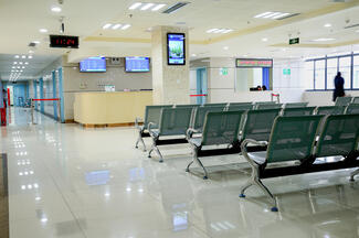 emergency room hospital waiting room reception area